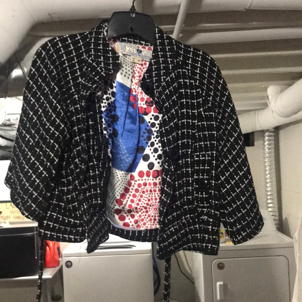 Black and white tweed like crop jacket